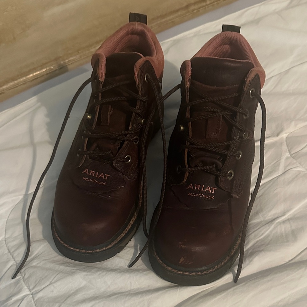 Ariat Women’s Dark Brown Leather Boots